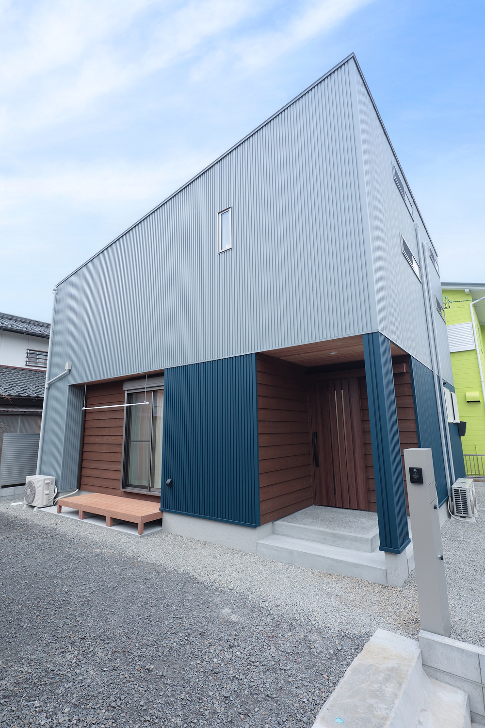 空間を素敵に活用したお家の完成です♪ 画像