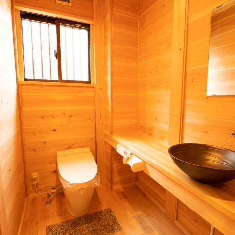 〇〇〇に囲まれたトイレ⁉ アイキャッチ画像